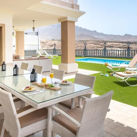 Holiday home Villa Wudas - Panoramic Views, Private Heated Pool & Golf Area Costa Adeje (Tenerife)