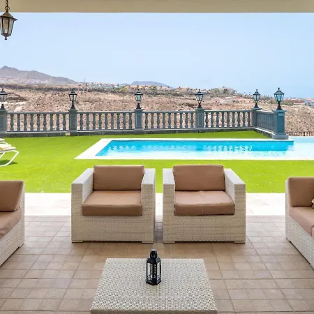 Holiday home Villa Wudas - Panoramic Views, Private Heated Pool & Golf Area