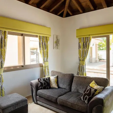 Holiday home Villa Wudas - Panoramic Views, Private Heated Pool & Golf Area *