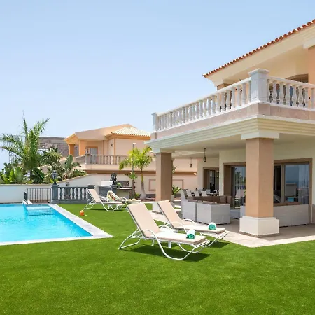 Holiday home Villa Wudas - Panoramic Views, Private Heated Pool & Golf Area Costa Adeje (Tenerife)