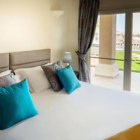 Villa Wudas - Panoramic Views, Private Heated Pool & Golf Area Tatil Evi Costa Adeje