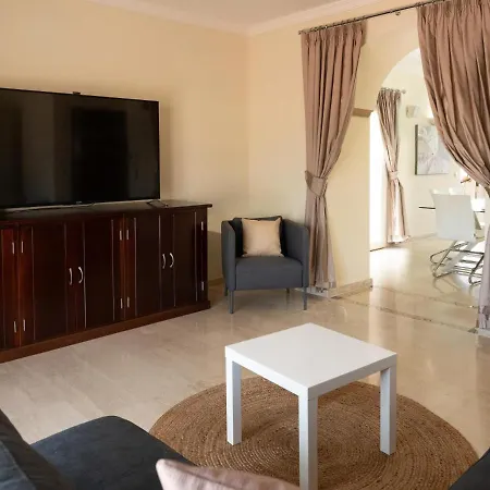 Villa Wudas - Panoramic Views, Private Heated Pool & Golf Area *